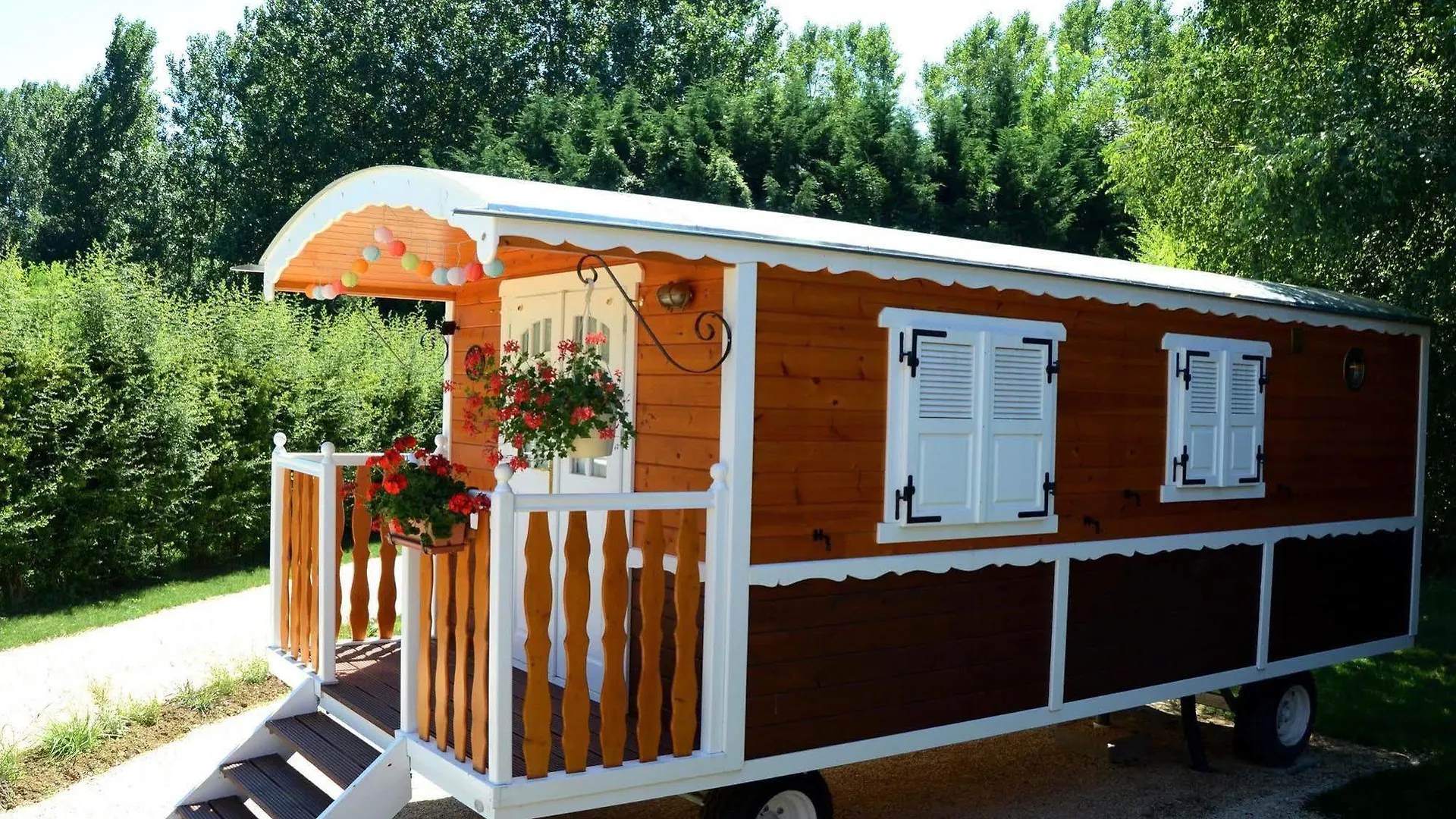 Logis Hotel-Restaurant Le Relais Hauterives Hotel